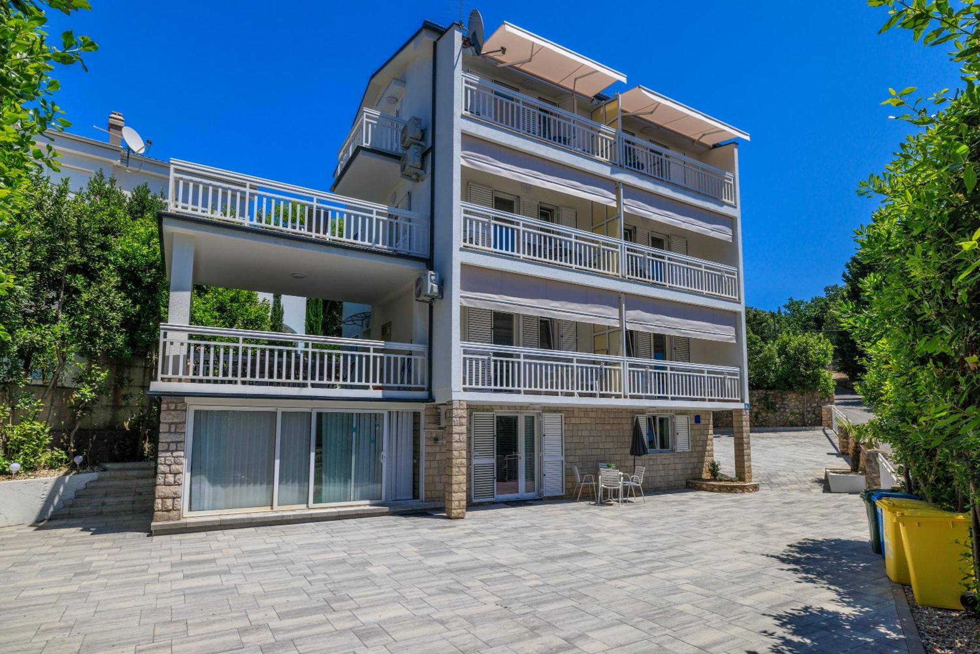 Apartments Podvezanec Crikvenica Exterior photo