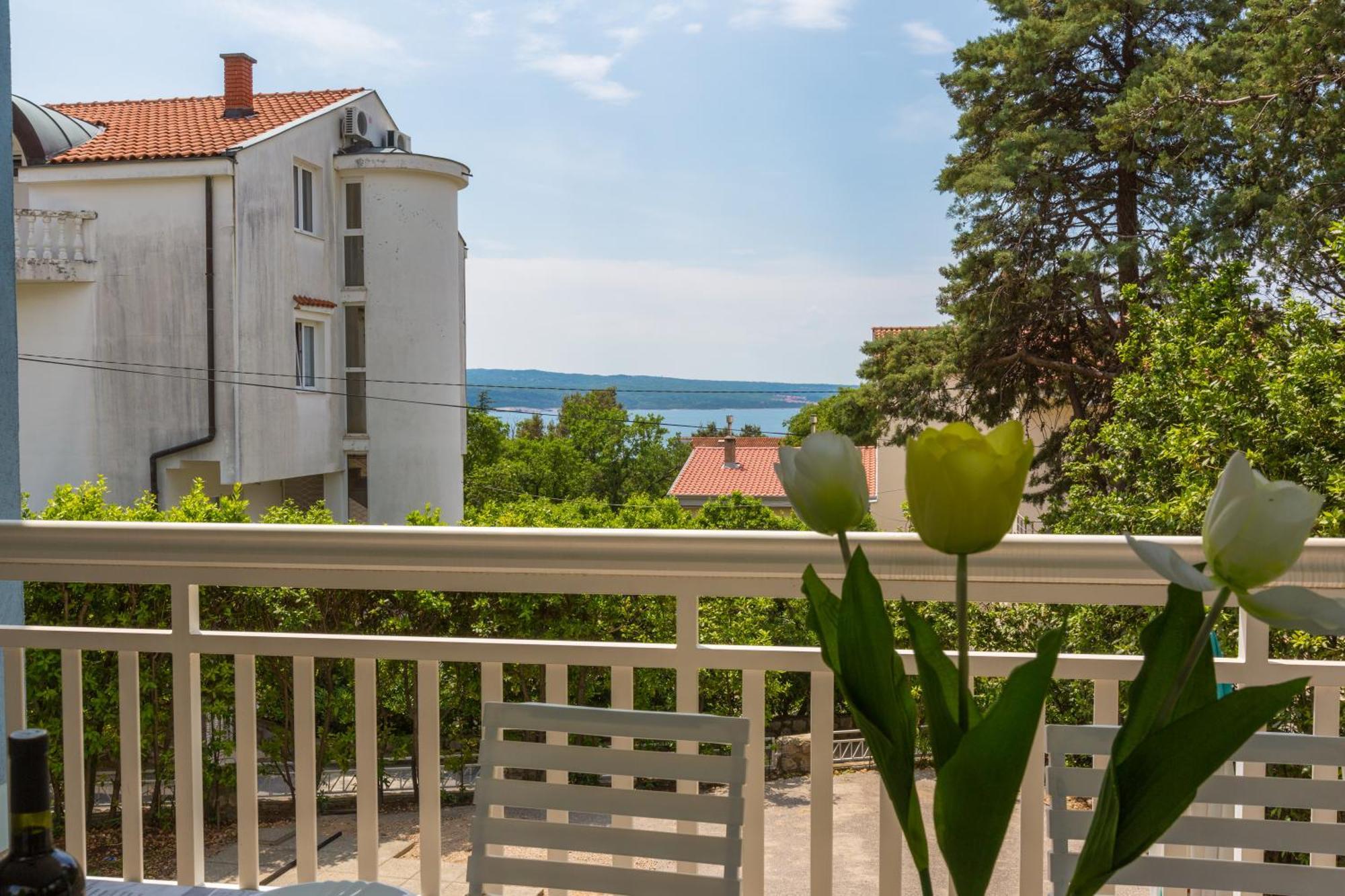 Apartments Podvezanec Crikvenica Exterior photo